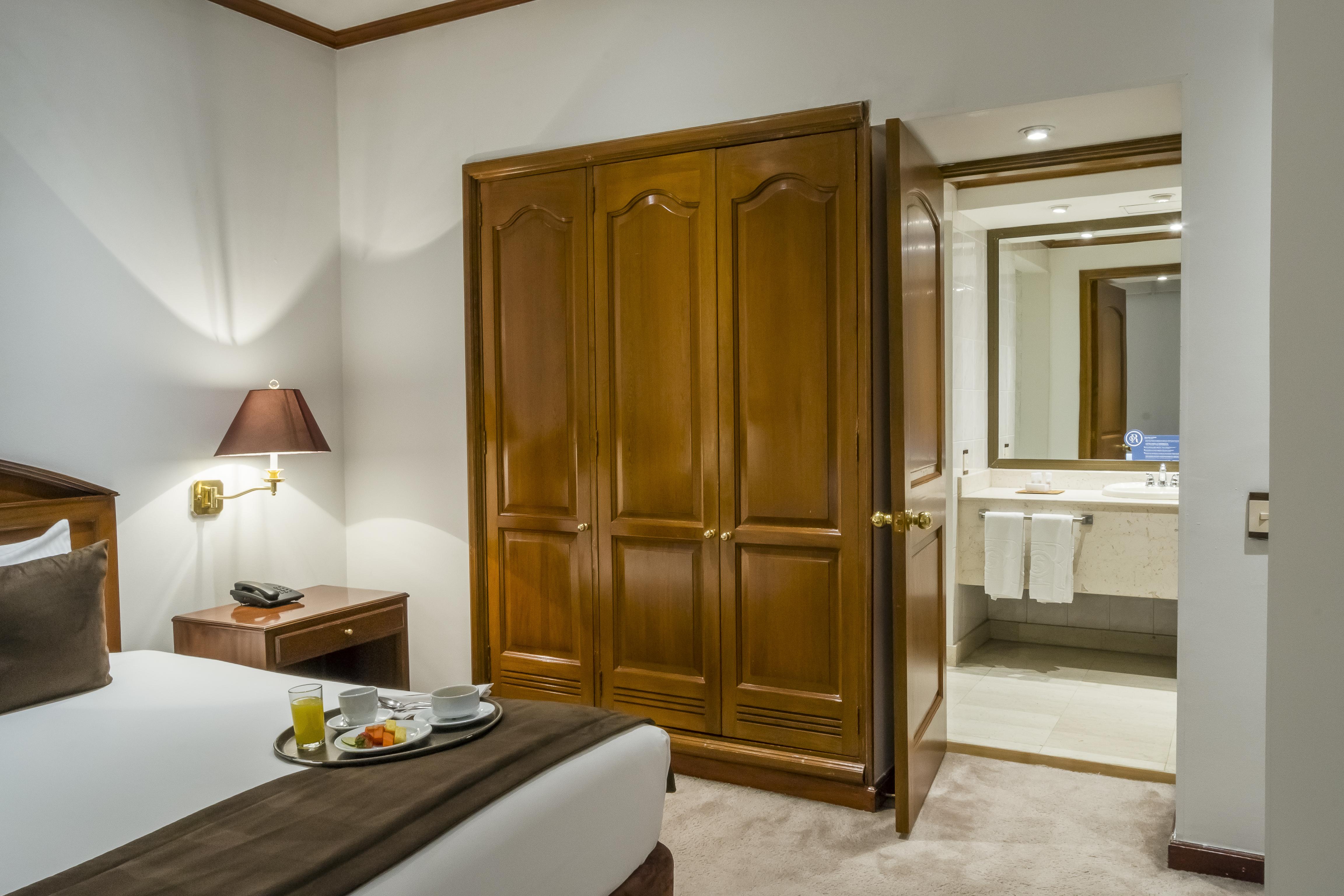 Hotel Bogota Regency Usaquen Экстерьер фото