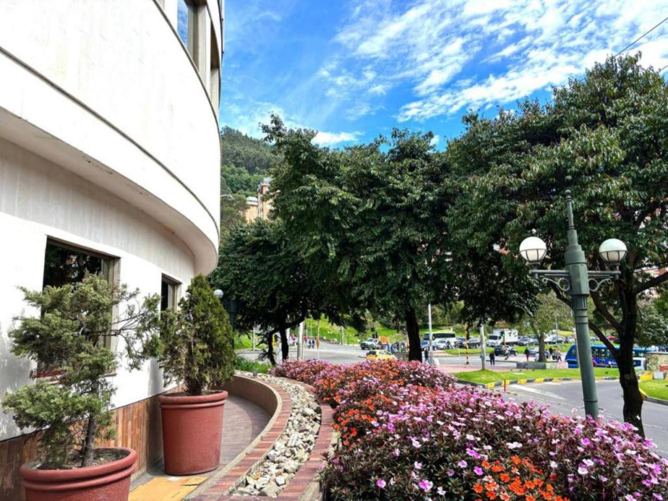 Hotel Bogota Regency Usaquen Экстерьер фото