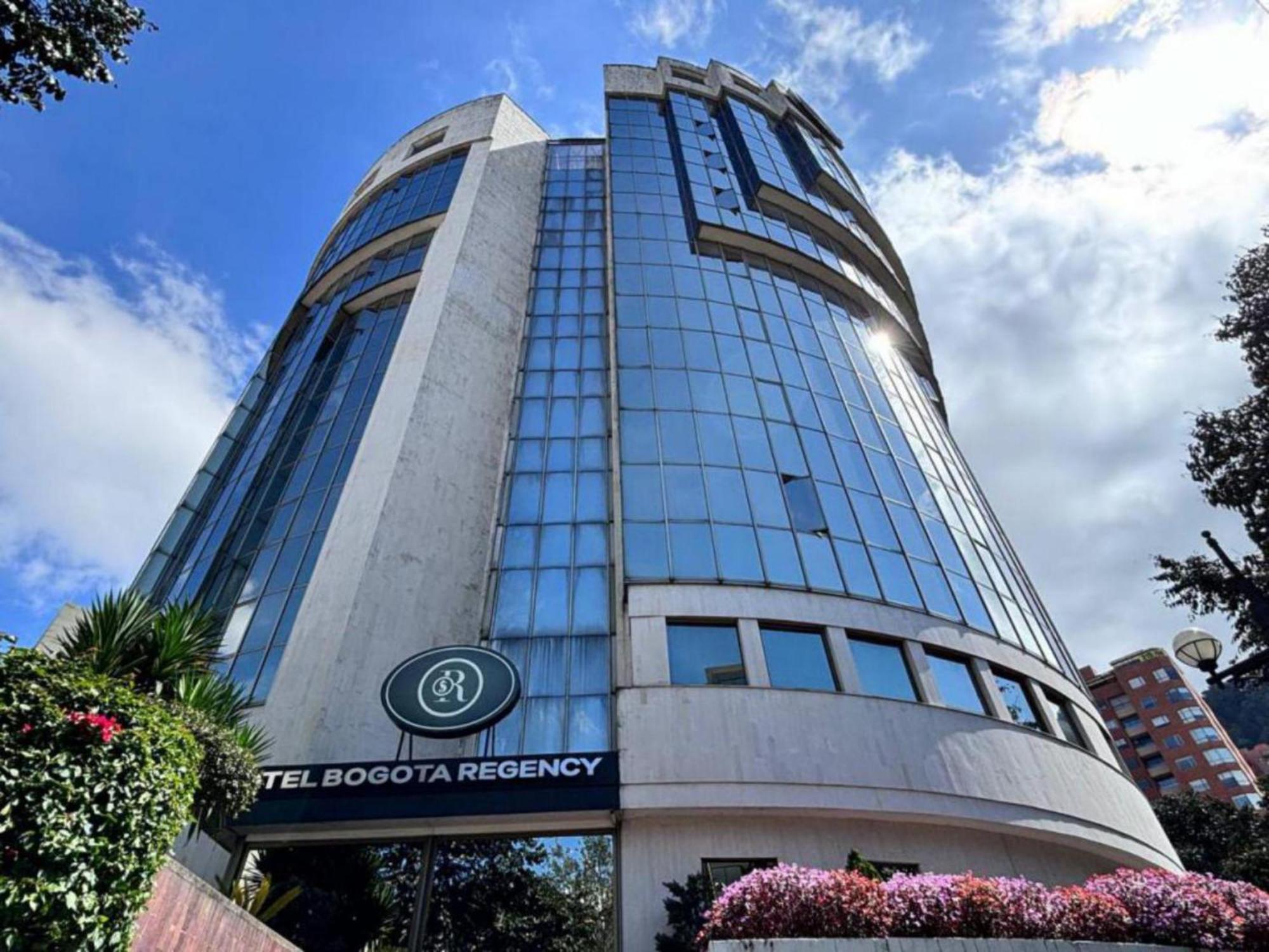 Hotel Bogota Regency Usaquen Экстерьер фото