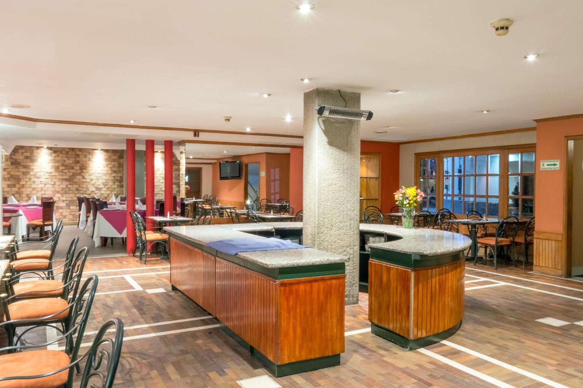 Hotel Bogota Regency Usaquen Экстерьер фото